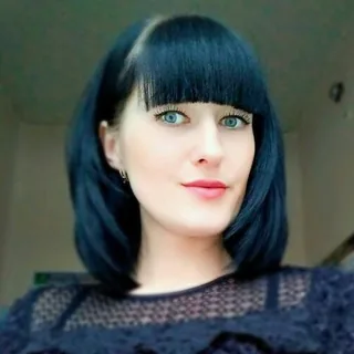 Олена Кравцова
